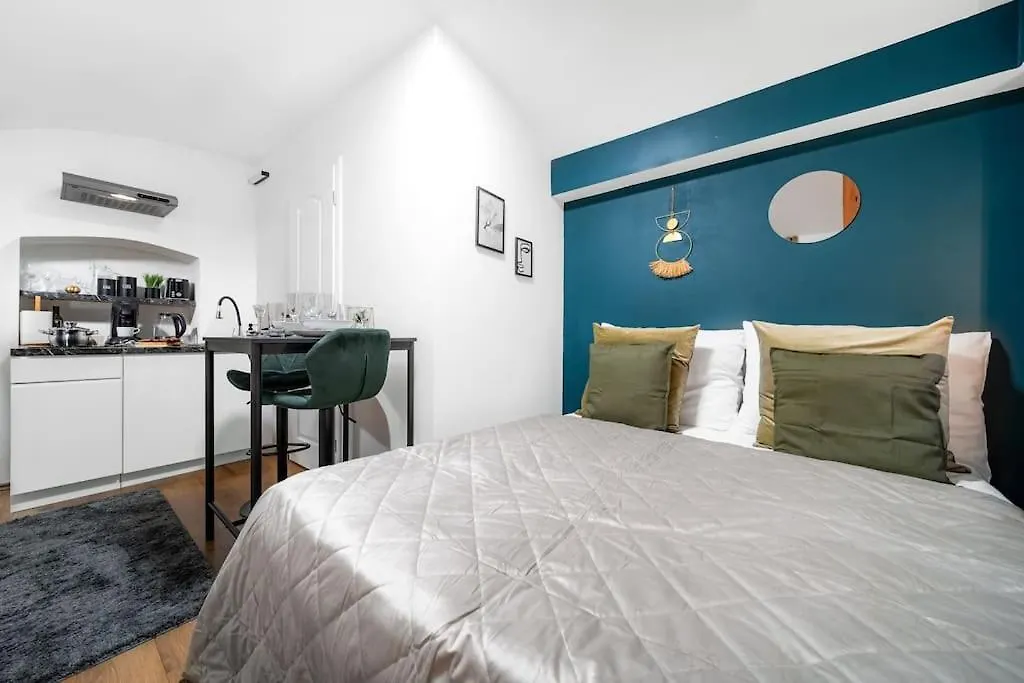 Apartment Secret Economy Studio Oasis Prague